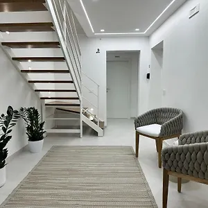 hary-home.lecce-hotels.com/